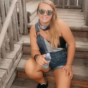 Meet your Posher, Sinéad